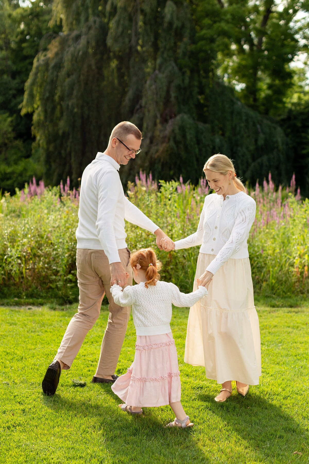 Familienfotos-Familienshooting-Familienfotograf-Zuerich-Park-im-Grünen-2025-132-1O3A0687
