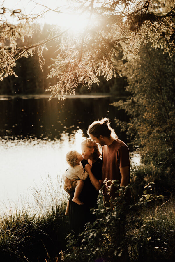 linnsej-photography-familjefotograf-halmstad-vanlife-familjefotografering-utomhus-16