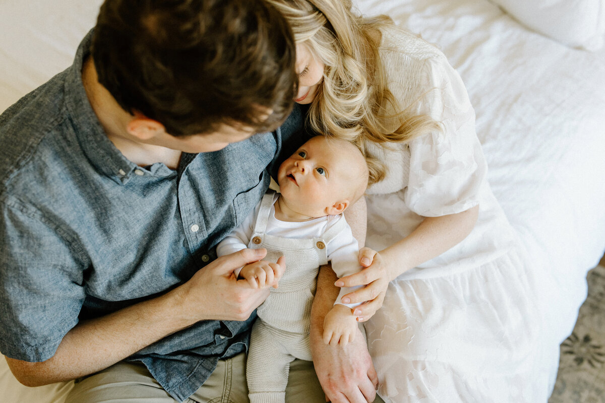 Austin-Lifestyle-Photographer-CarlsonNewbornStory-21