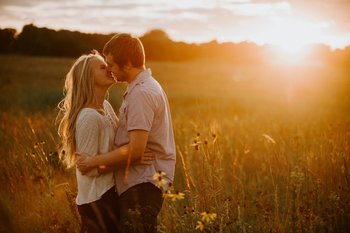 Mankato Engagement Photographers-778