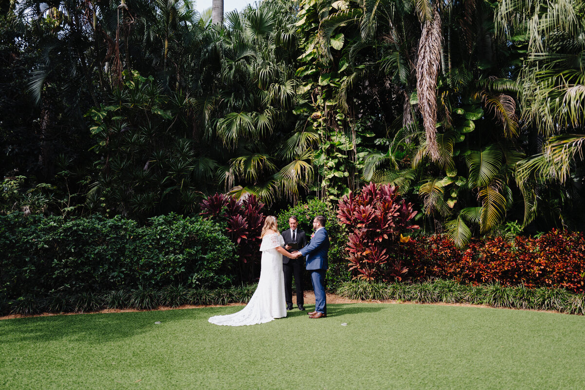 mcneile-photo-sunken-gardens-elopement-chantilly-chic-celebrations-6