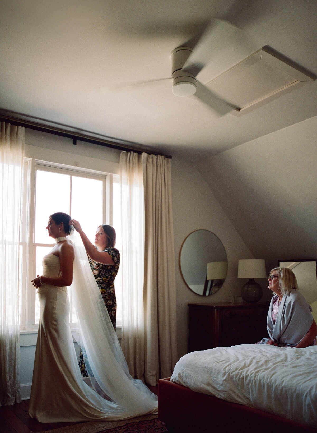 BritandPat_02.GettingReady-103