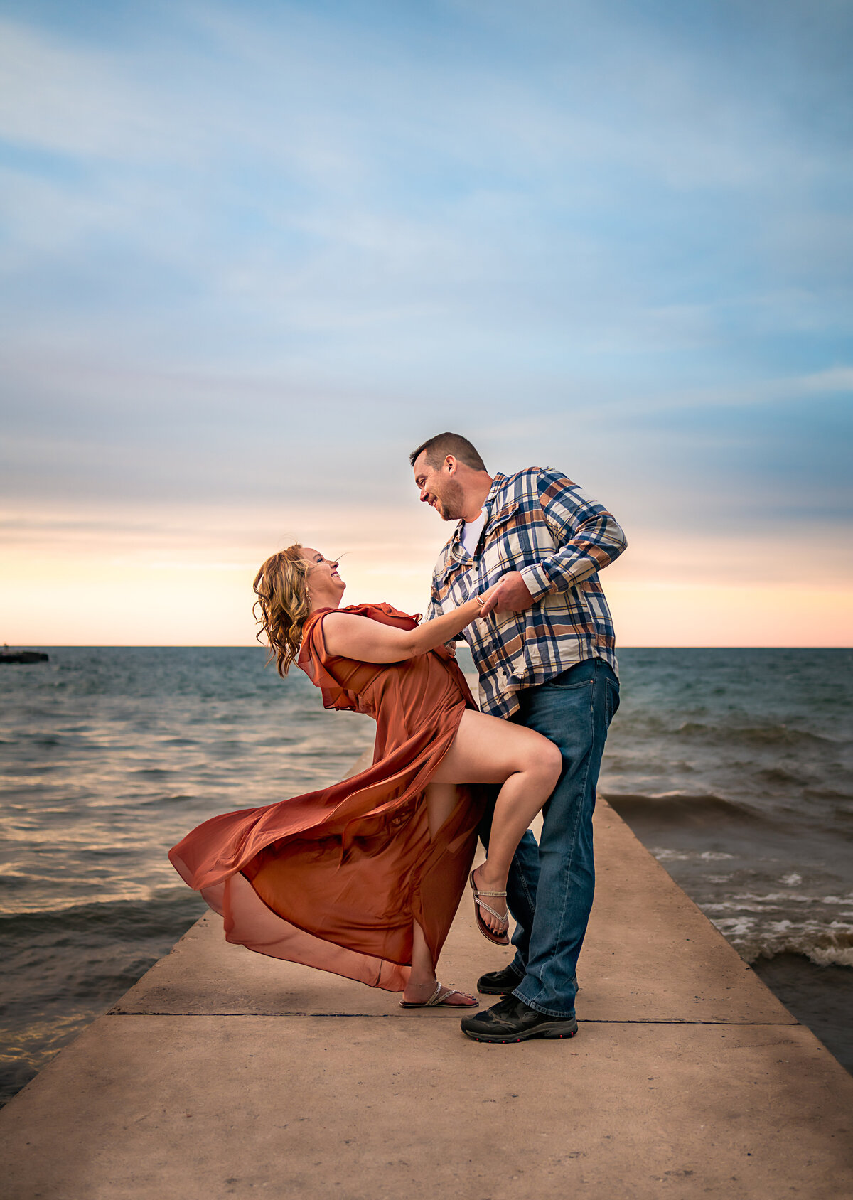 Grand Island NY Photographer. Grand Island NY Maternity, Newborn, Senior, Wedding Photographer. Jessica Stewart Photography serving Grand Island NY with timeless, beautiful portraits and prints.