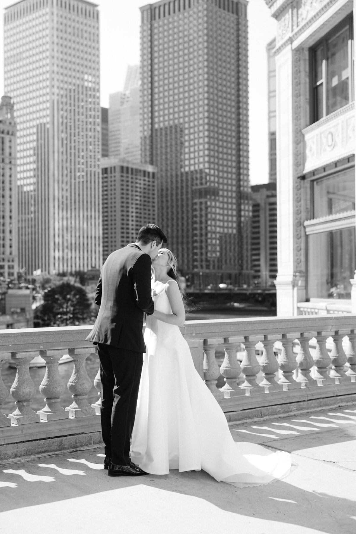 Ivy Room Chicago Wedding Maggie + David-38