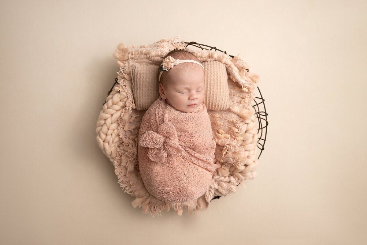 06_21_2024_VictoriahNewborn-100_WEB