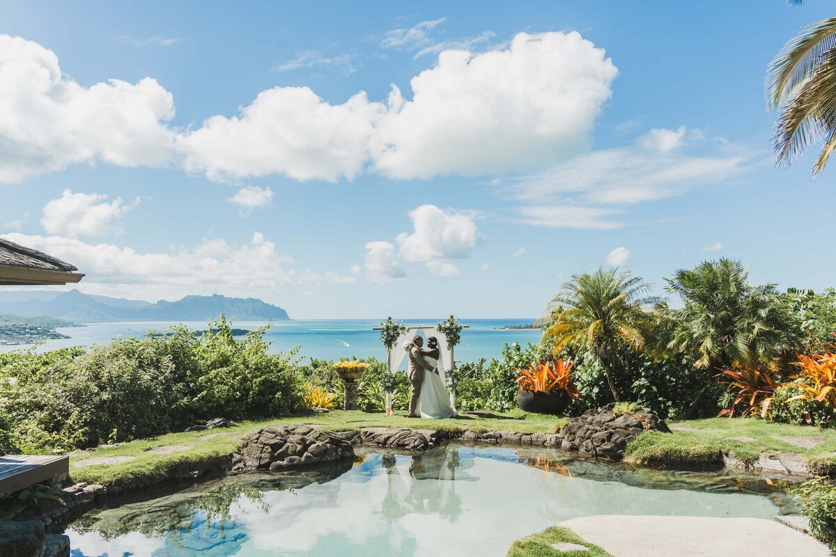 Noelani Gardens Oahu Wedding_10