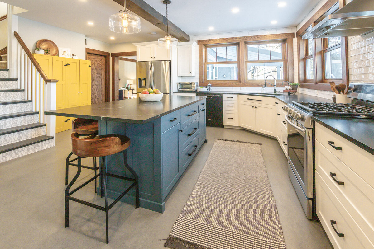 kitchen remodel for Clean Craftsman