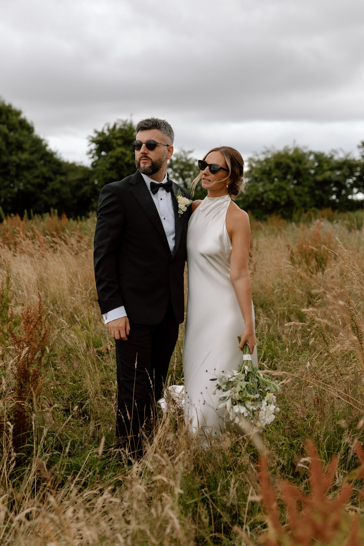 Jasmin&Ashley_OutbuildingsWedding_lauradeanphotography_dorsetweddingphotographer-76