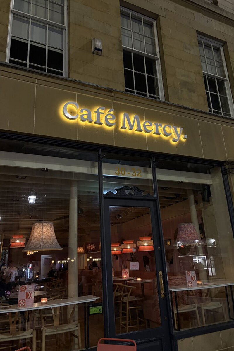 ellis-signs-built-up-halo-illuminated-letters-cafe-mercy-newcastle-gateshead-north-east