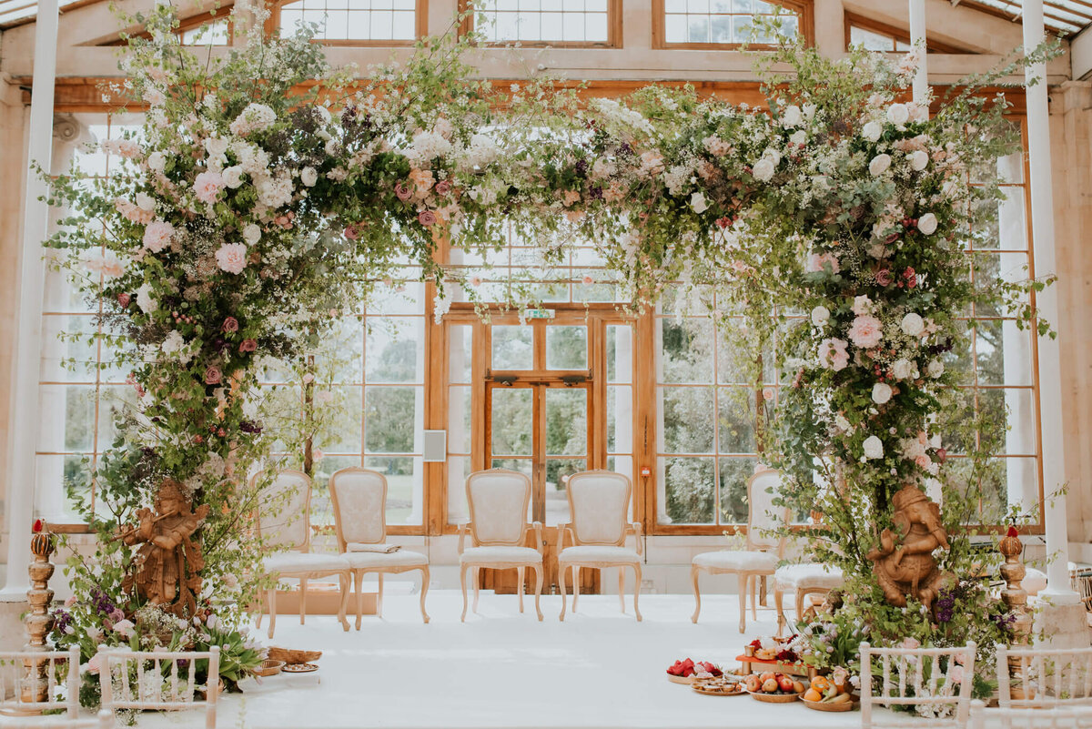 A bautiful floral and foliage mandap in Kew Gardens