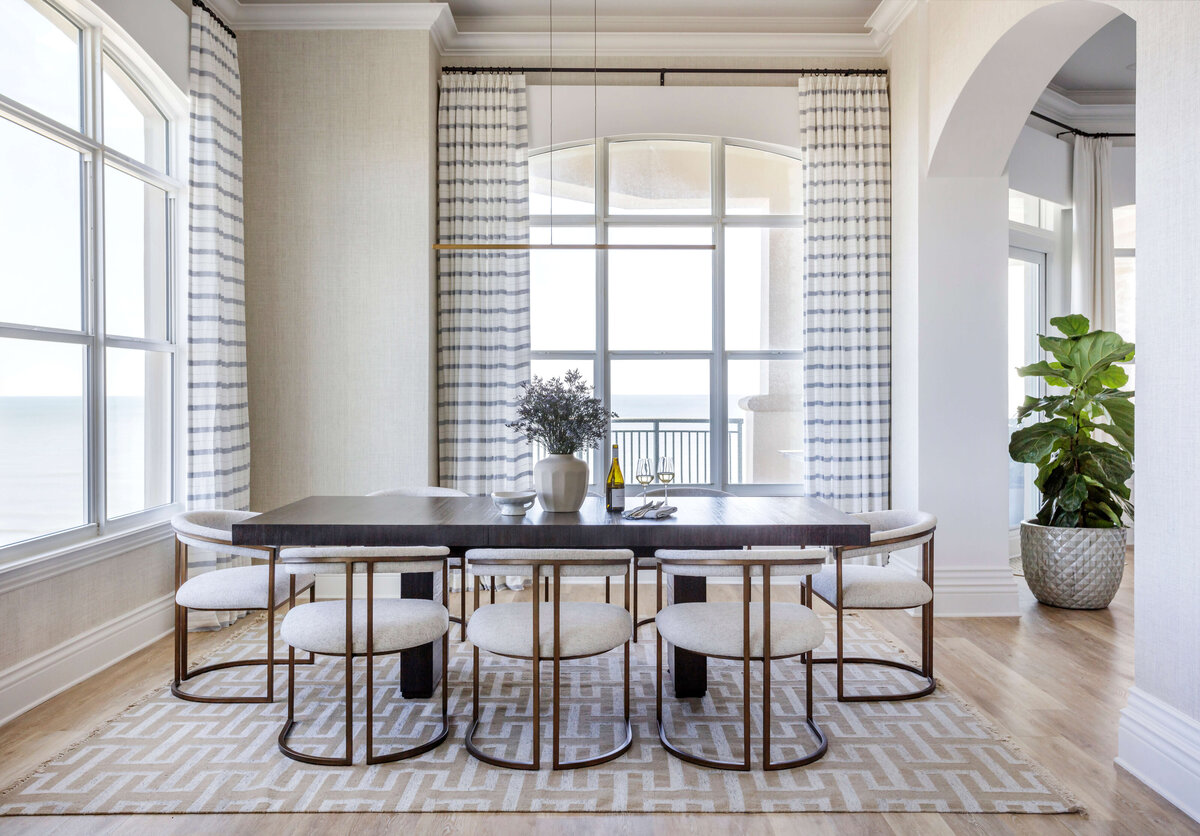 CarltonDunes Modern Dining Room tabe Lola Interiors.