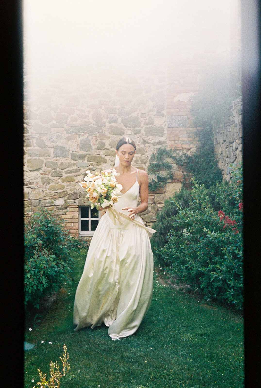 Film-wedding-35mm-Larisa-Shorina-NYC-Paris-151