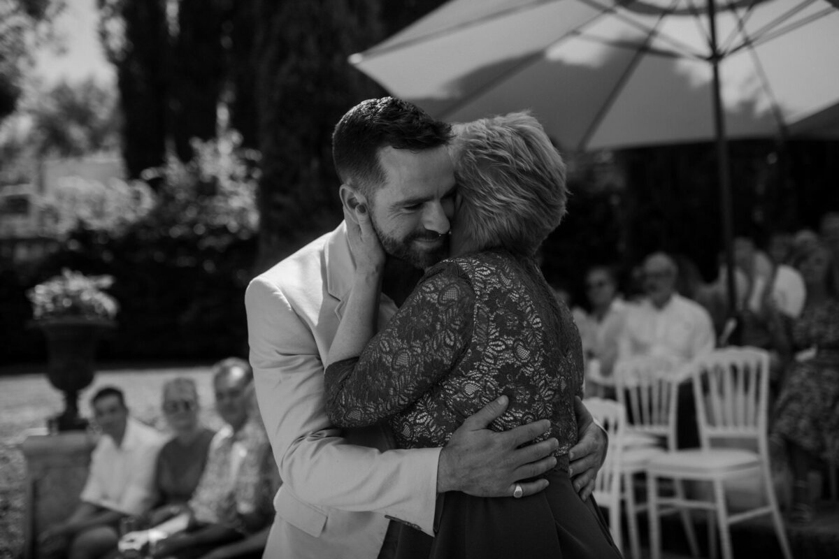 Kirstyandjames_chateaudecas_lauradeanphotography_dorsetweddingphotographer-207-1