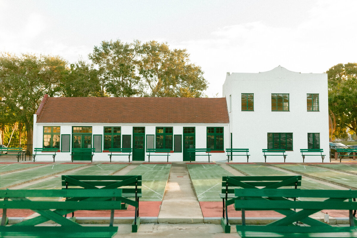 abby-weeden-photo-st-pete-shuffleboard-florida-elopement-chantilly-chic-celebrations-4