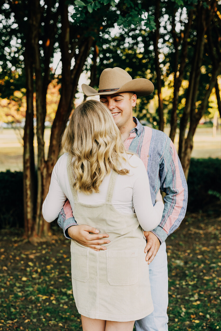 Centennial Park Engagement Session 26