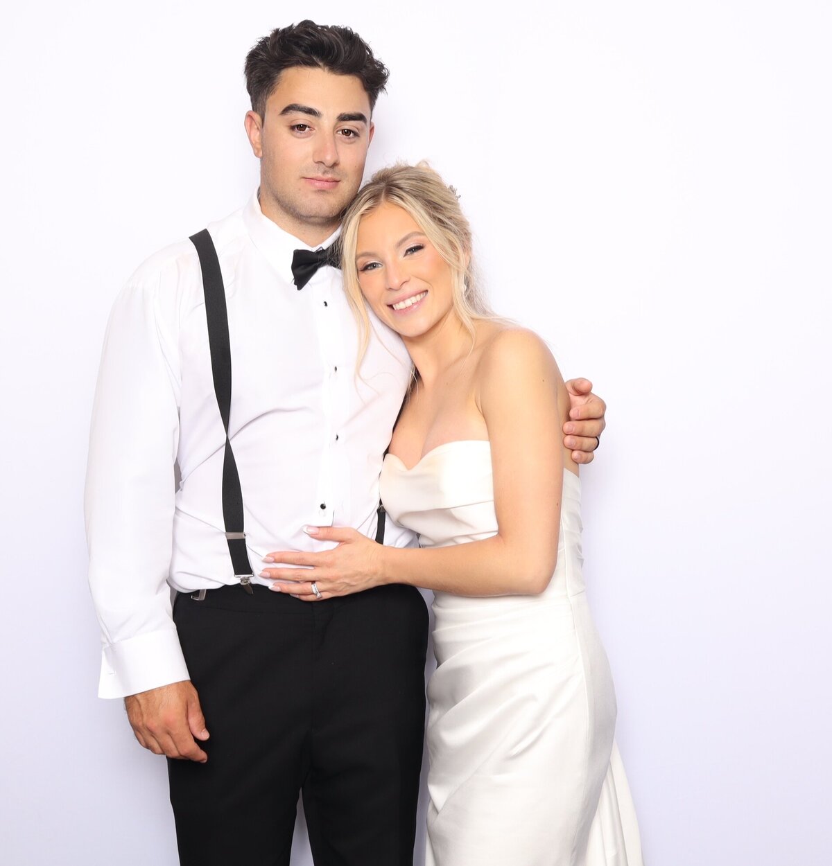 ar-photobooths-bride-and-groom-photo-booth