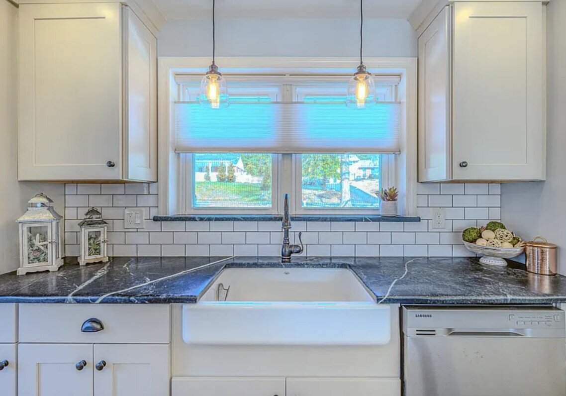 Kelly DeTommaso Occupied Home Staging Ambler PA Kitchen 2