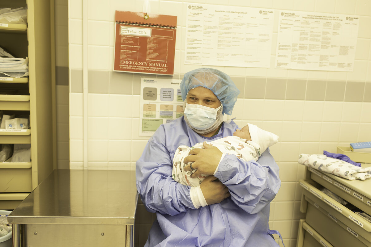 Fort-worth-birth-photographer-chunky-monkey-82