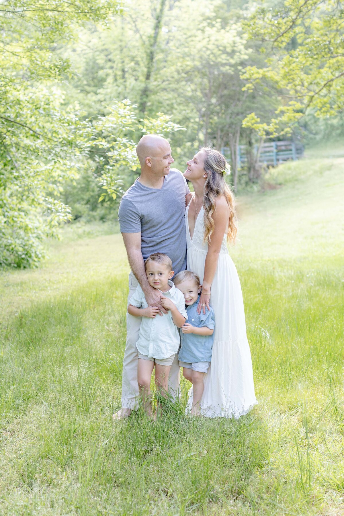 Greenville-SC-Family-Spring-Mini-Session-Magnolia-and-Grace-Photography-Co-MeganP60