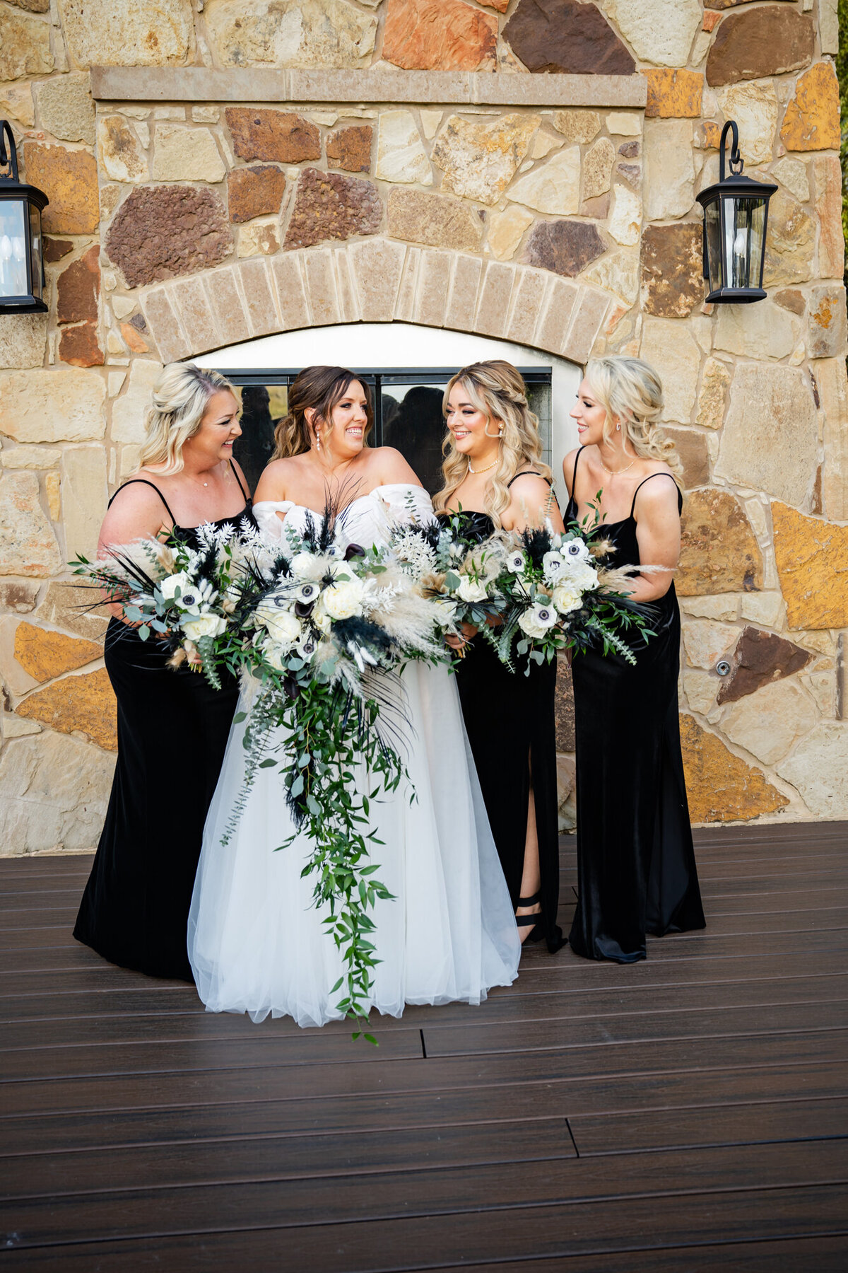 brideandbridesmaidsinblack