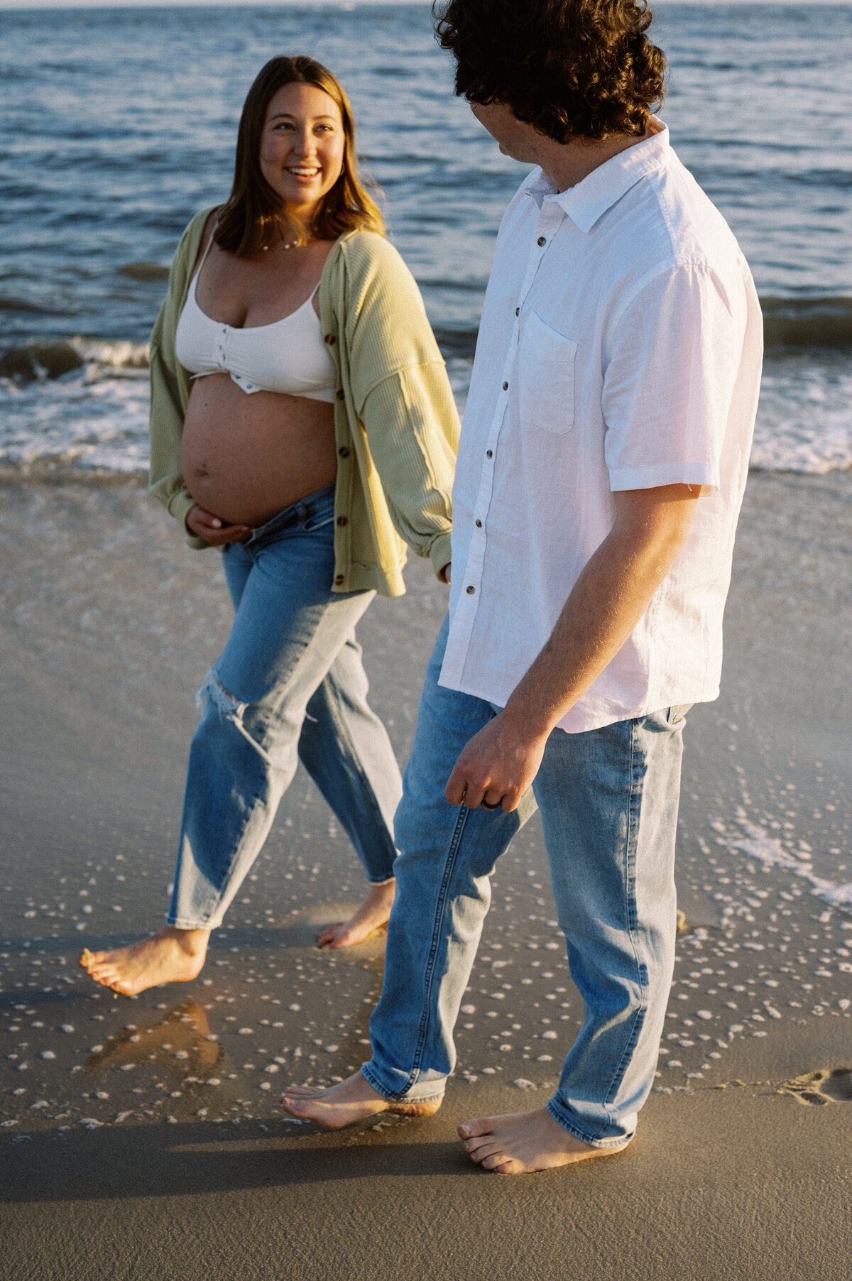 CapeMayLighthouse_BeachMaternitySession_TaylorNicollePhoto-26