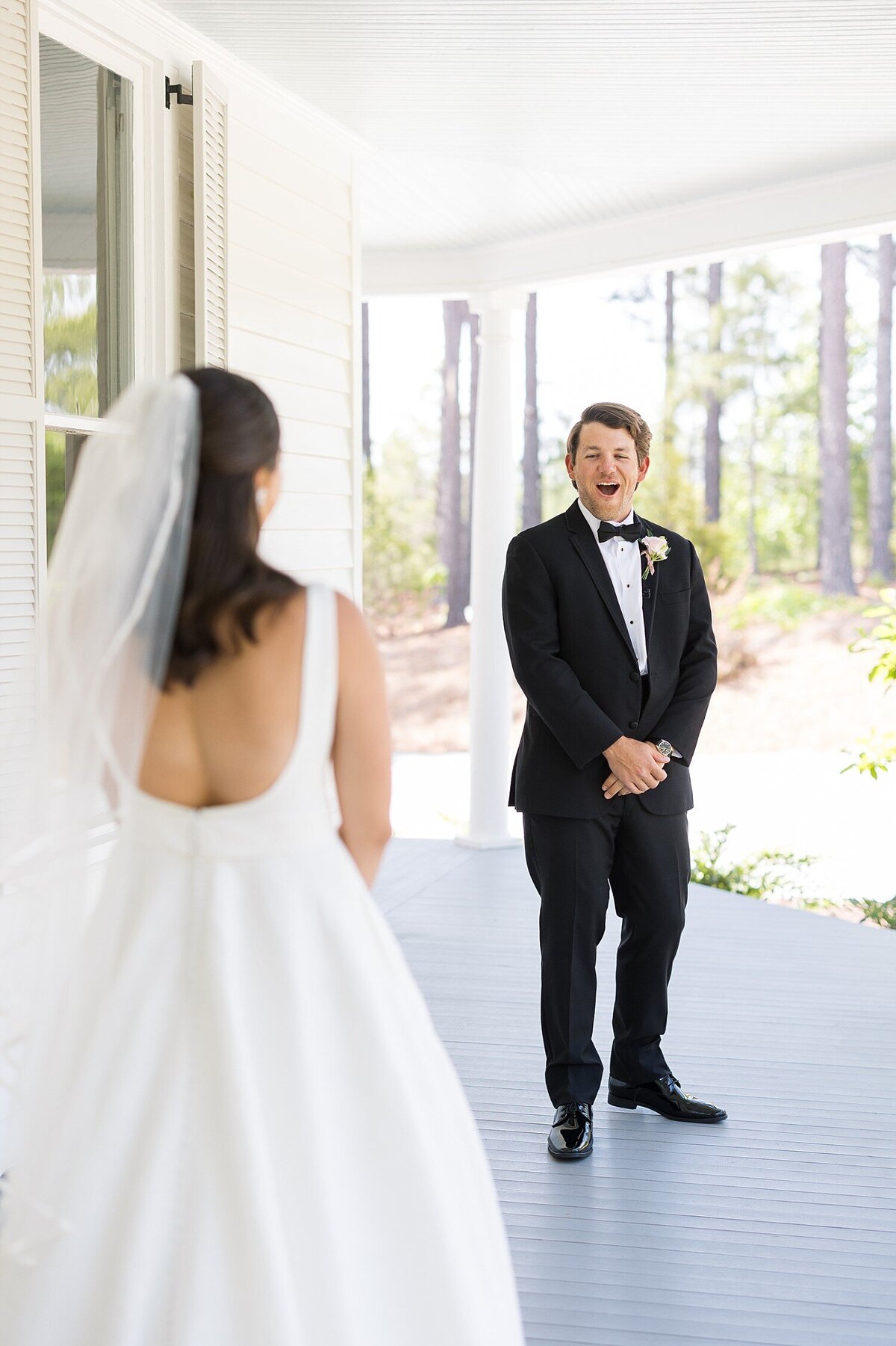 The-Upchurch-Cary-Wedding-Photographer-Timeless-Spring-Wedding-Sarah-Hinckley-Photography-valkeaton2025-_0010