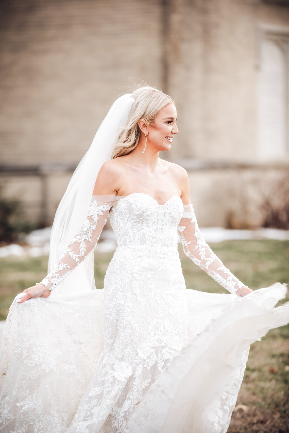 Meraki Design Wedding and Event Floral Studio Florist Wedding Flowers Full Service St. Louis Destination Luxury Floral Design Florists Designers Personal Unique Madi-Noah-Wedding-Laura-Mae-1