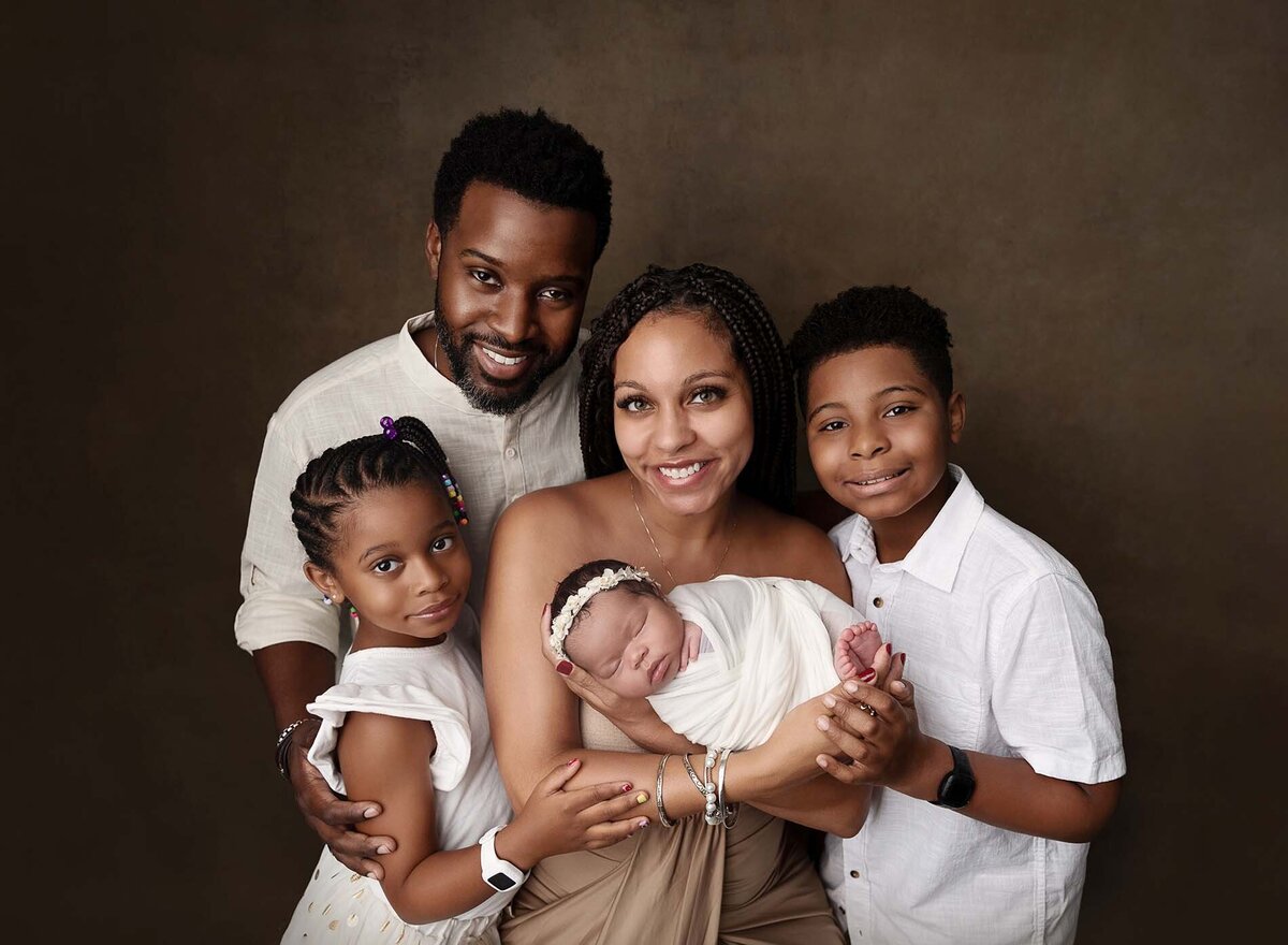 best Maryland family photographer, family portraits Baltimore, Crofton MD family photography, family photoshoot near me