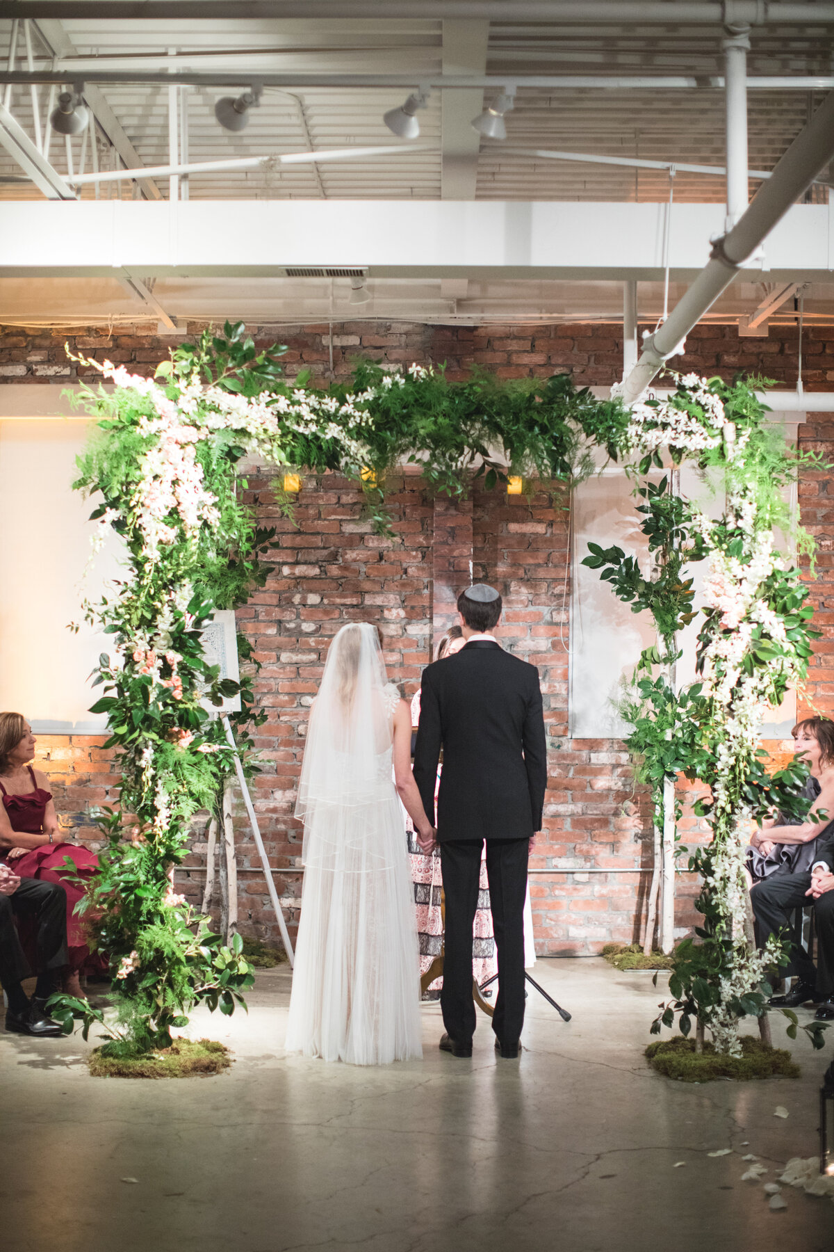 ceremony-greenery-the-loading-dock-wedding-stamford-ct-enza-events