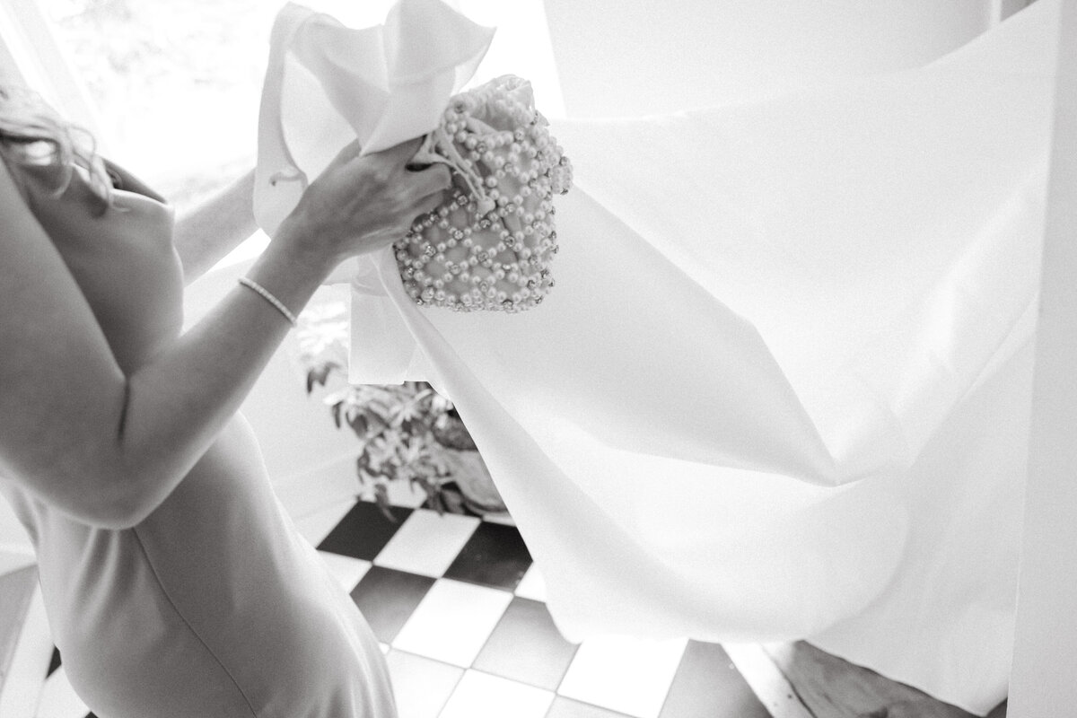 CK-Wedding-01-GettingReady-74