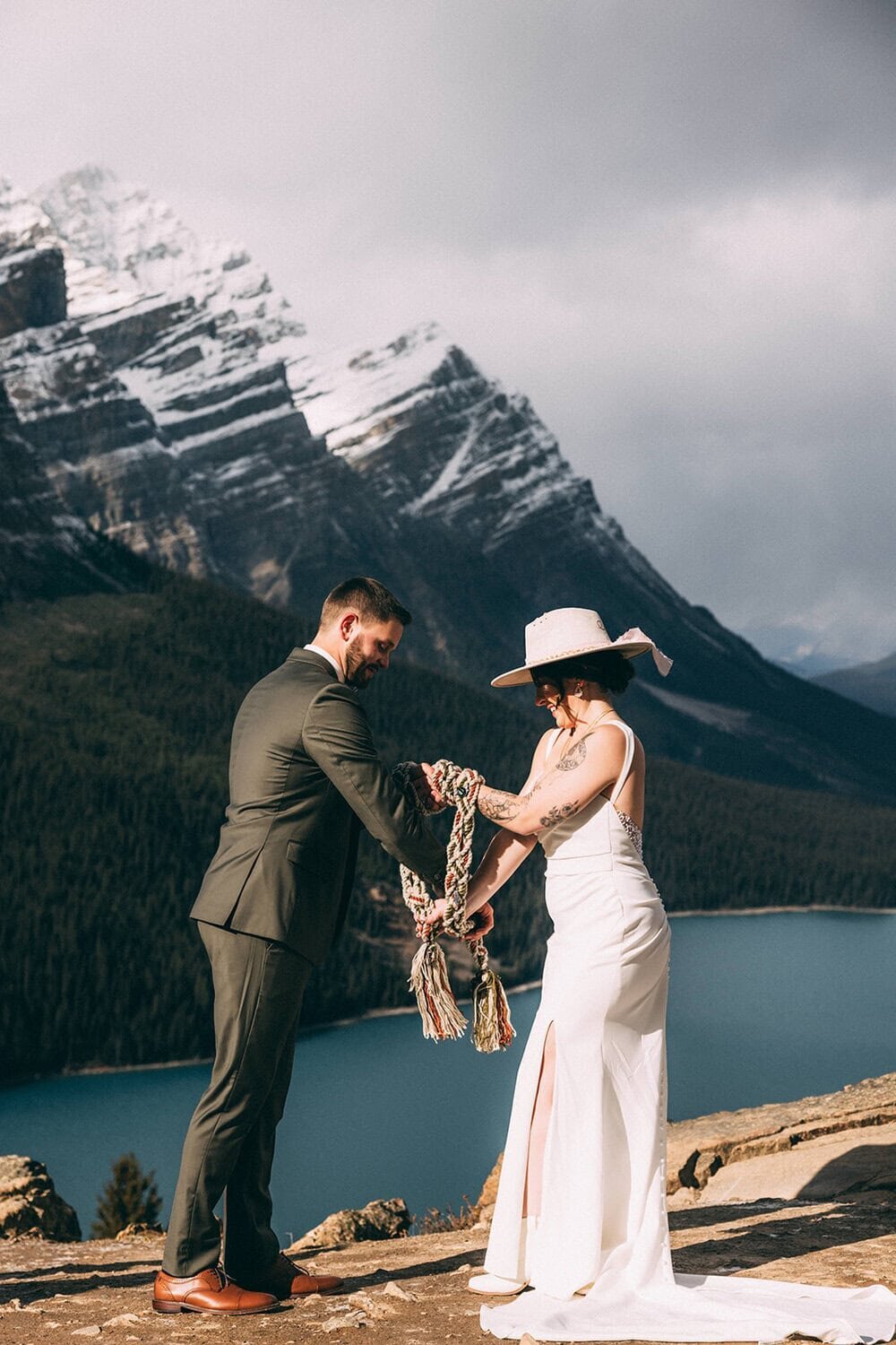Alberta elopement and micro-wedding galleries by Allie Knulls Photography