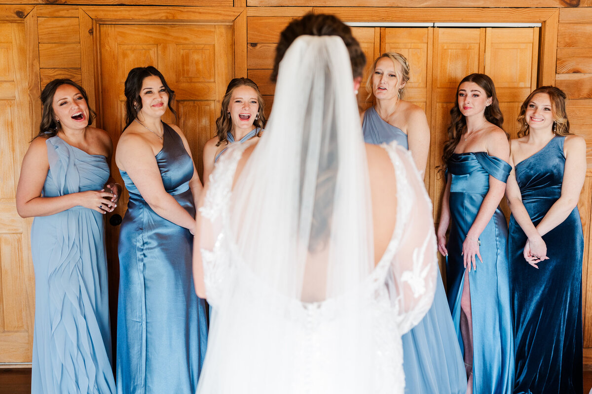 bridesmaids-first-look-lewallen-farms-ga-2