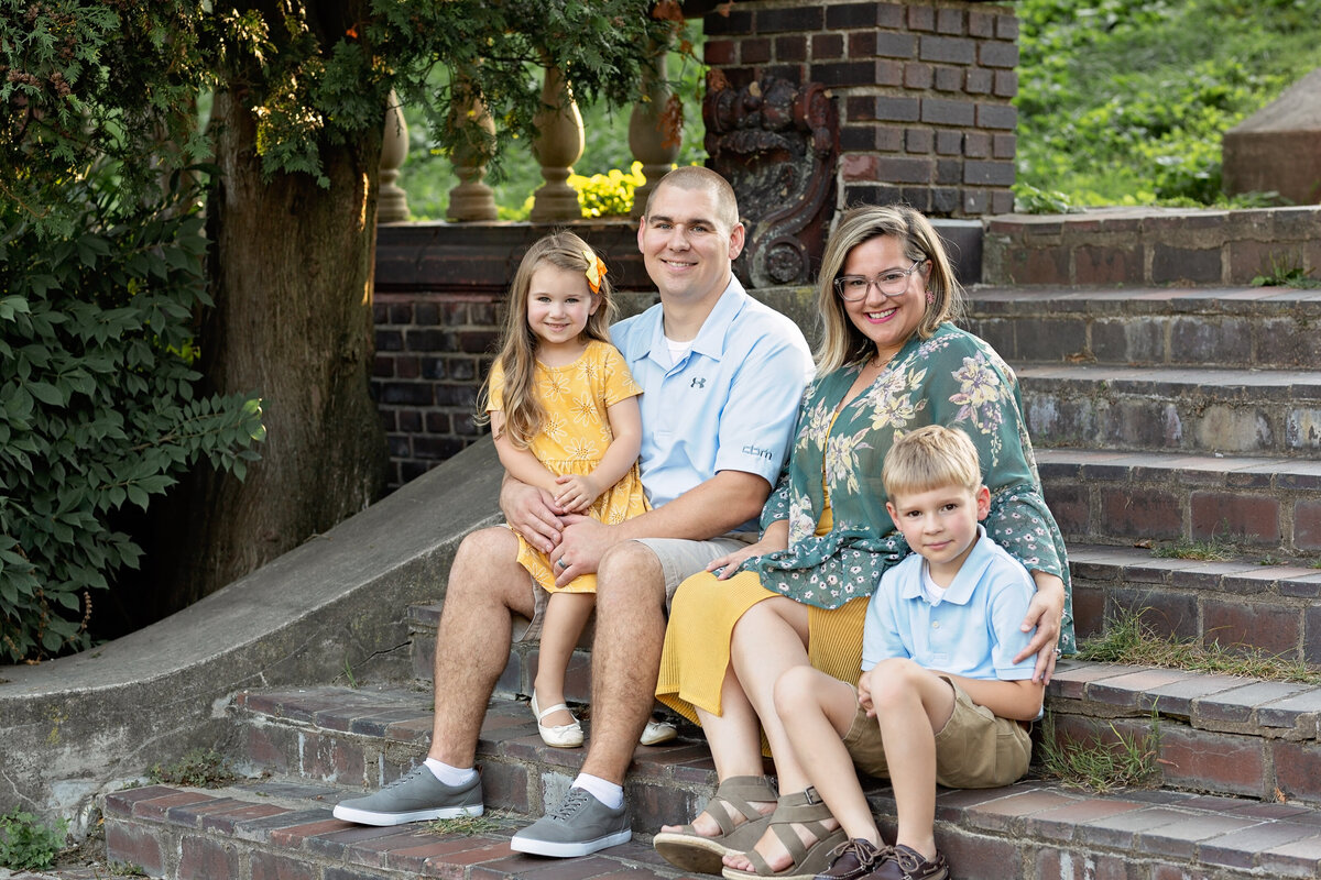 Pittsburgh Family Portrait Photographer