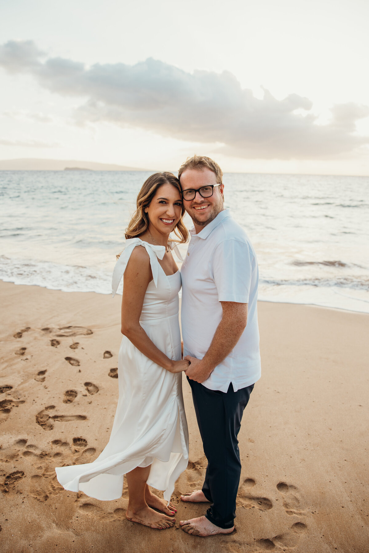 Hawaii Engagement Photographer captures man and woman touching cheeks
