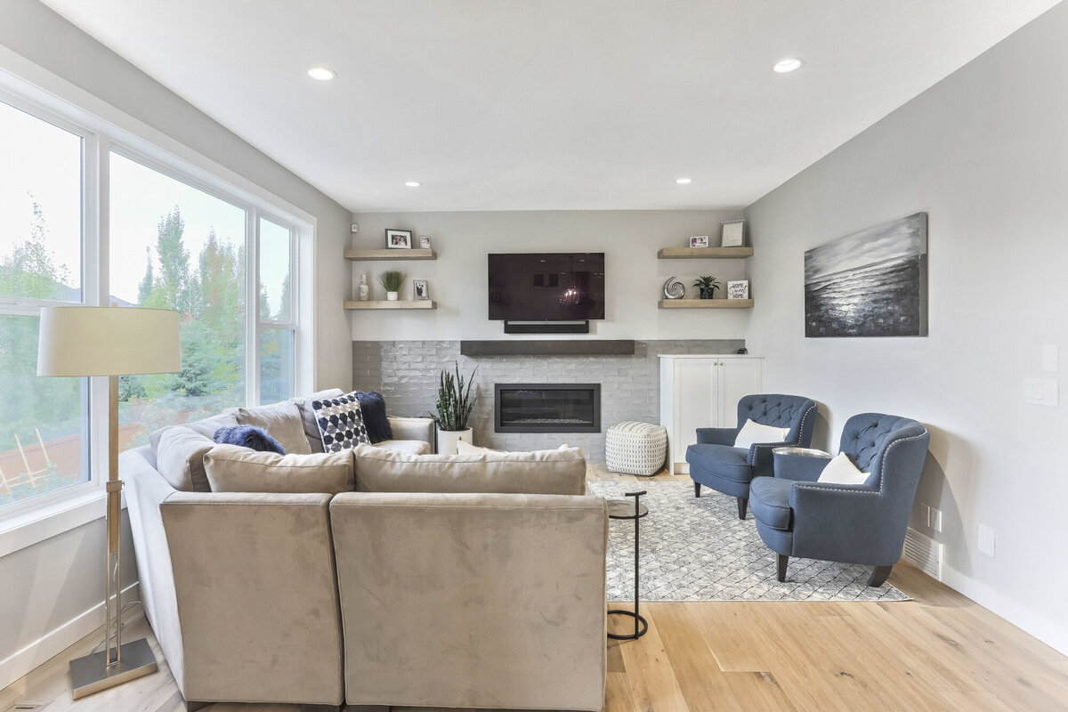 47 TUSCANY ESTATES DRIVE-26