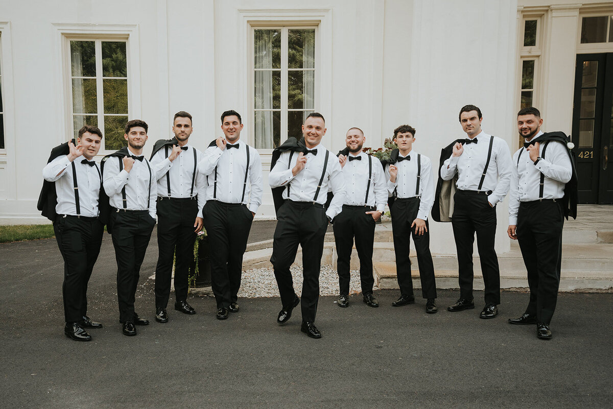 MODERN-GARDEN-MANSION-SUMMER-WEDDING-LINDSAY-BESNIK_PHOTOS_BY_MARIA_B_LUNG_0456