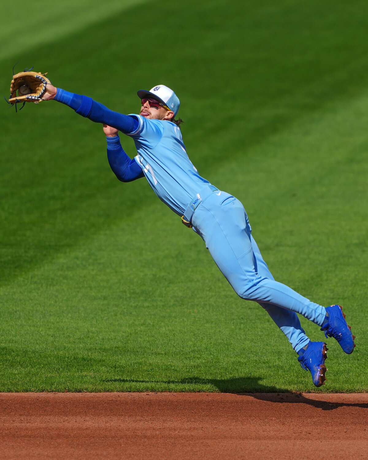 kansas-city-sports-photography-0152-baseball-player-diving-for-catch