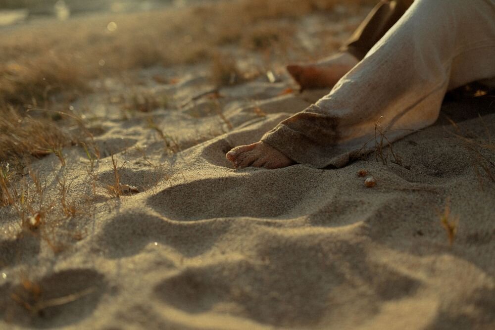 EduinaNelioCoastalBeachCarmelCaliforniaEngagementSessionKatherineKrakowskiPhotography-45-c110af52-1000