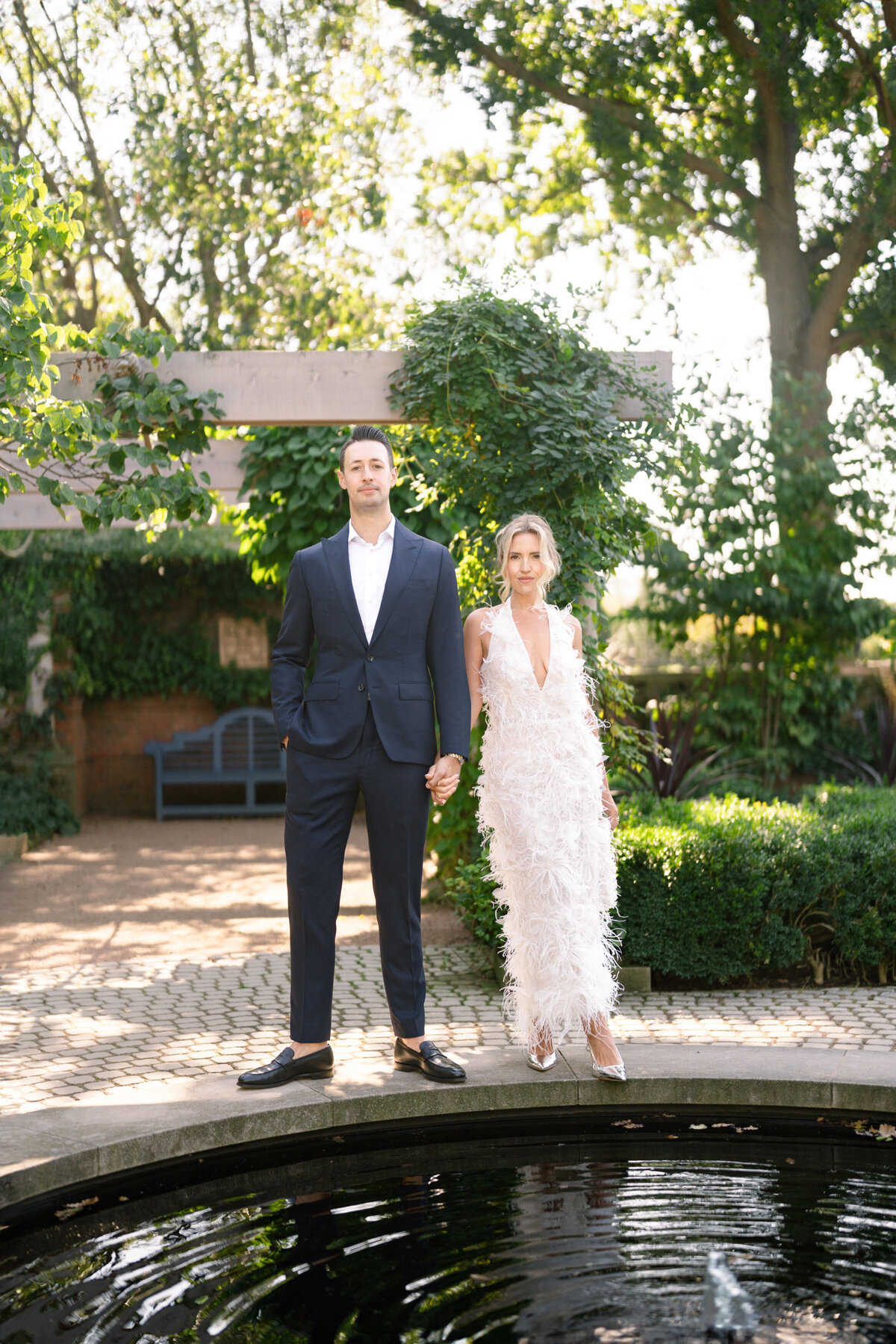 Berlez-Aspen-Avenue-Chicago-Wedding-Photographer-Engagement-Session-Chicago-Botanic-Garden-Selkie-Luxury-Editorial-True-to-Color-15
