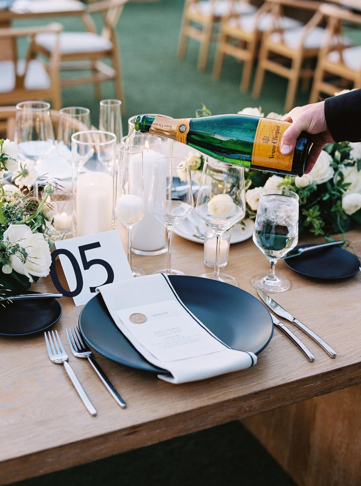 pouring-champagne-arizona-wedding-menu