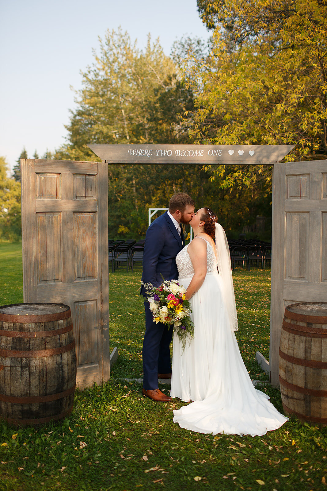 Katelyn and Brendon - MommaPenguinPhotography-448