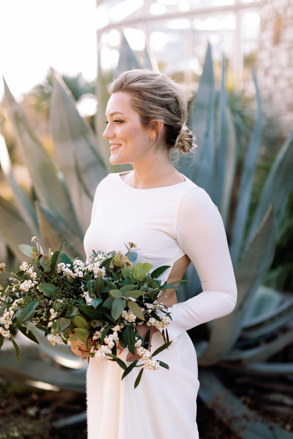 the-greenhouse-at-driftwood-bridal-session-4