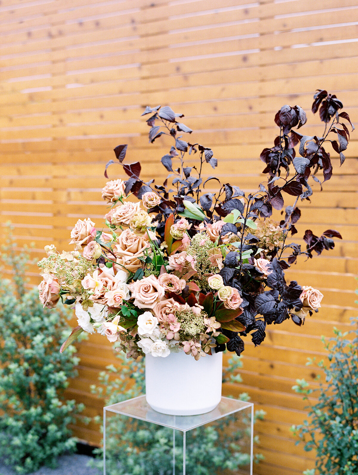 lambert floral studio fall wedding