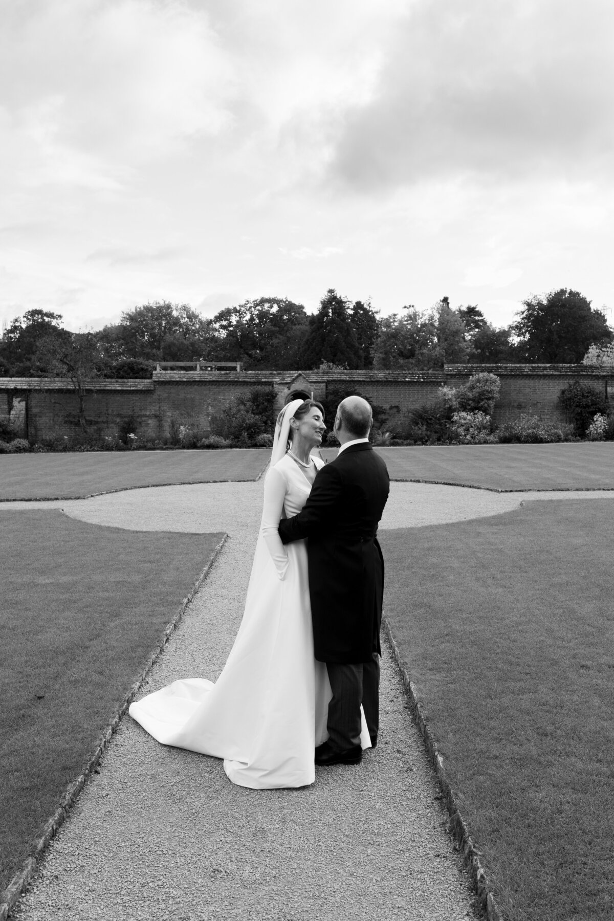 Editorial couple portraits at Kin House, Wiltshire