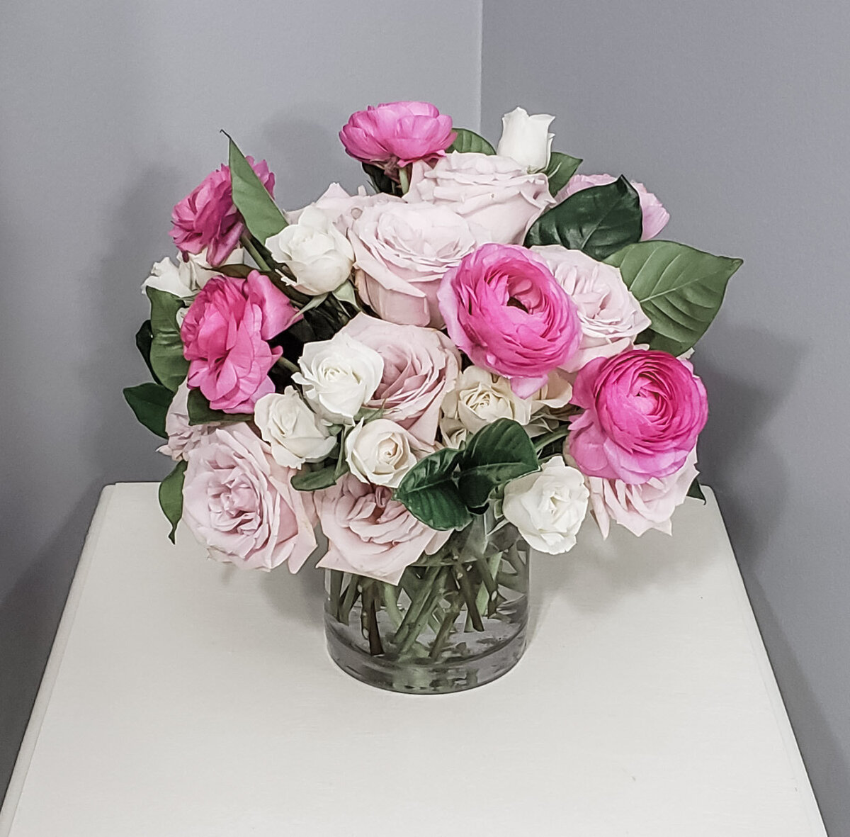 Maryland-wedding-florist-Classic-Rose-Sweet-Collections-centerpiece