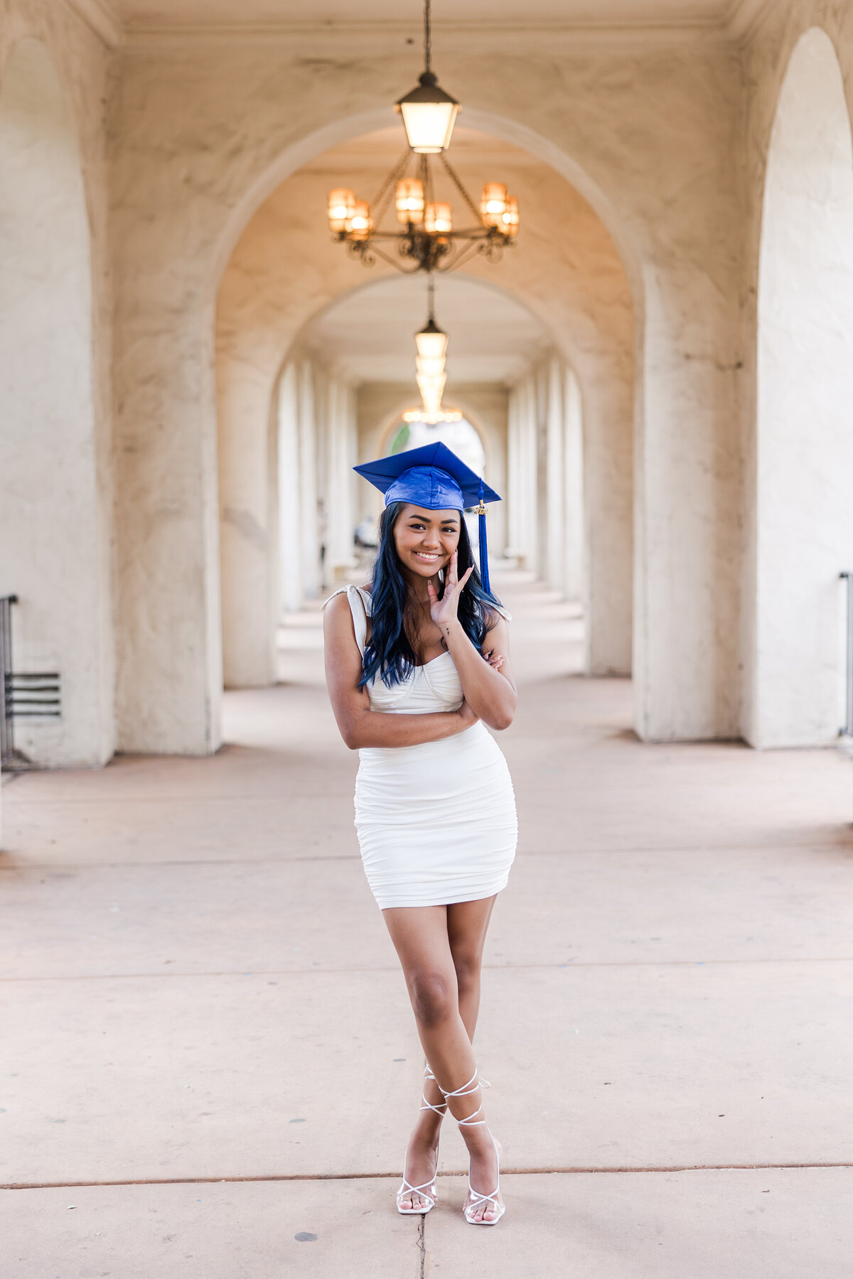 balboa-park-senior-portrait-session-san-diego-organ-pavilion-cap-in-hallway