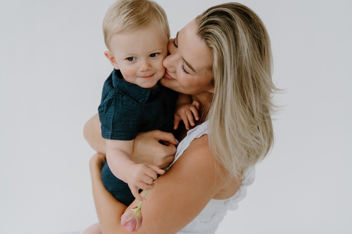Motherhood-Photography-14