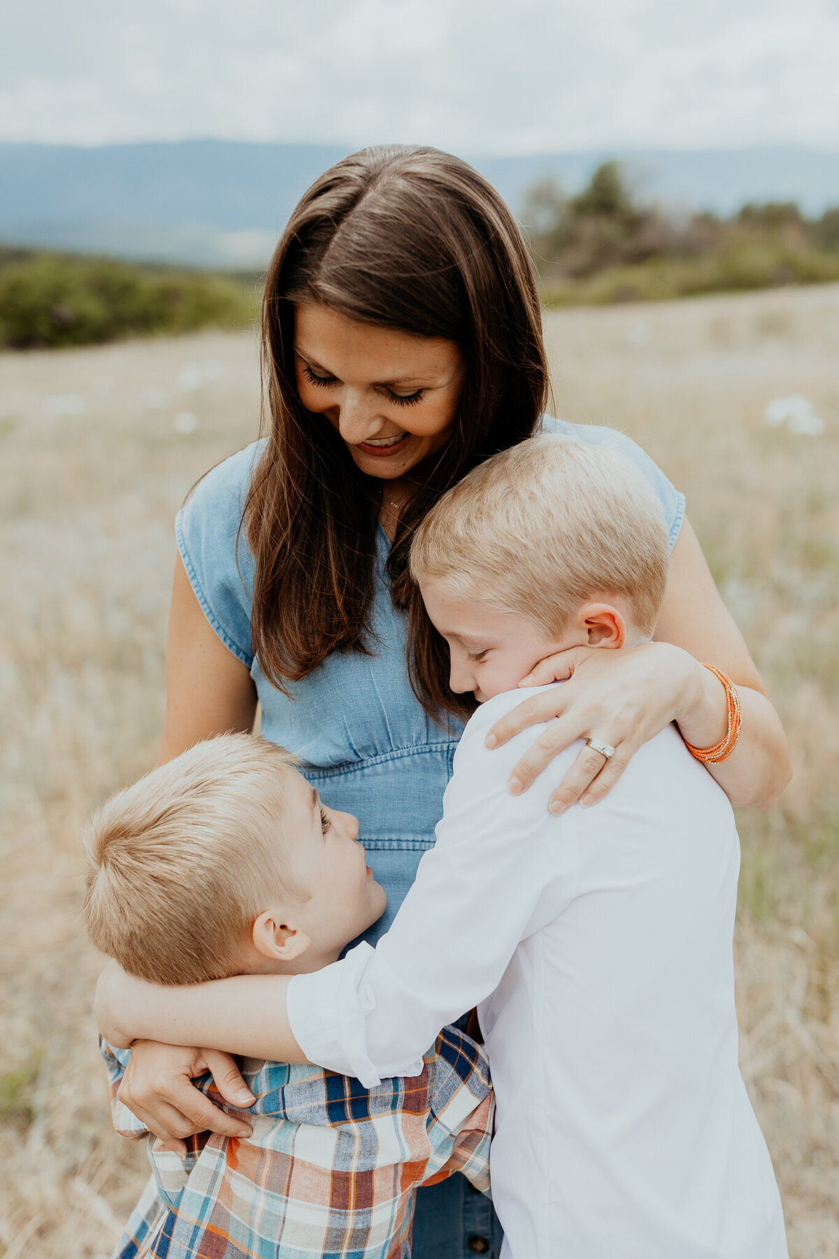 mom-with-sons-colorado
