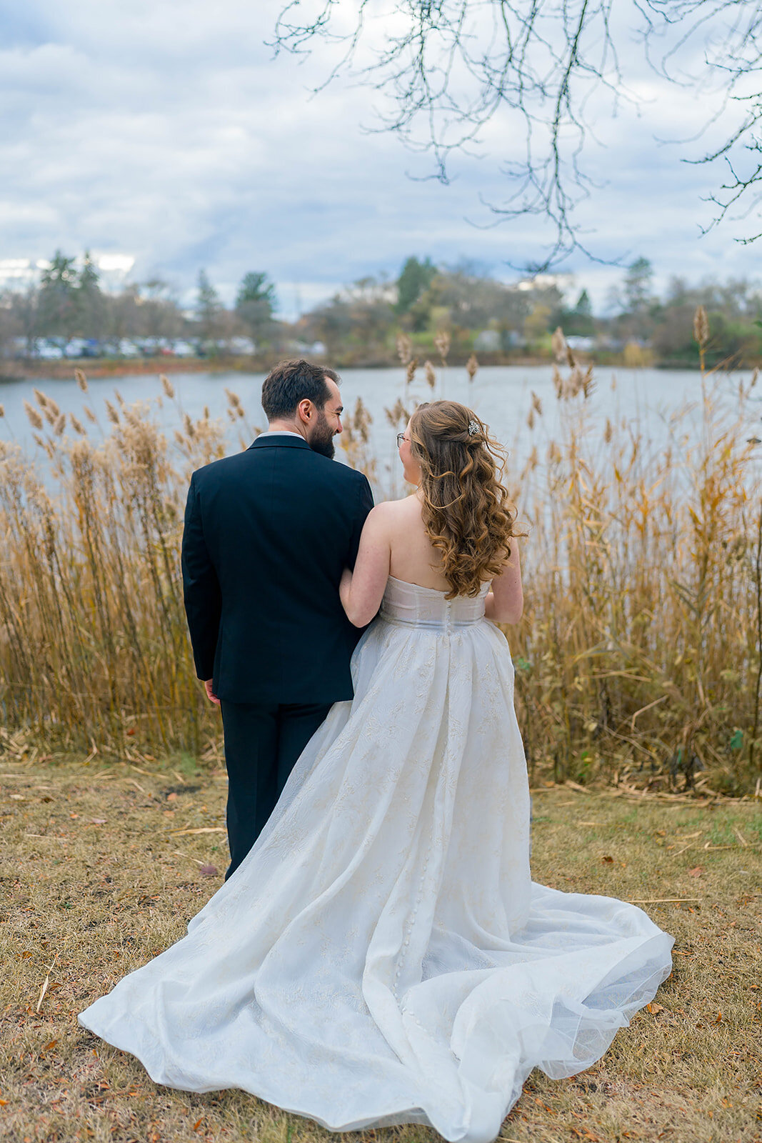 Eliana-Melmed-Photography-Chicago-LosAngeles-Jewish-WeddingPhotography-CouplePortrait-00061