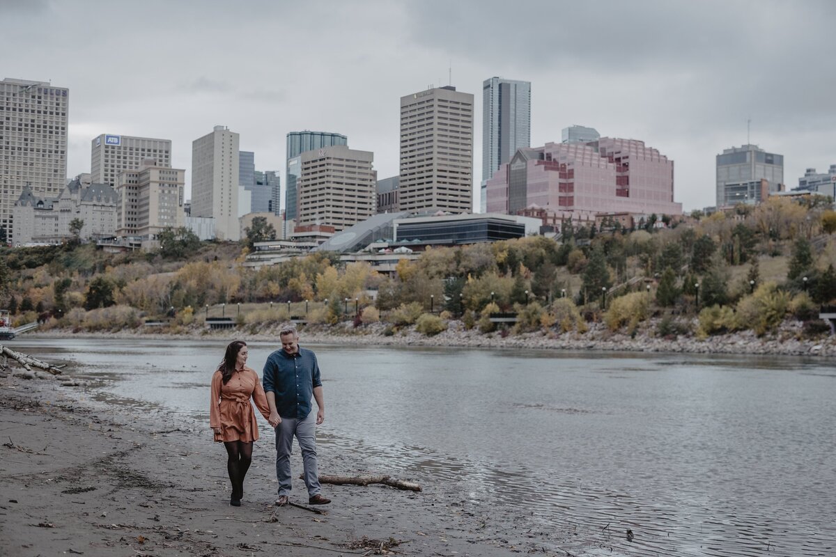 Best Engagement photographers Alberta